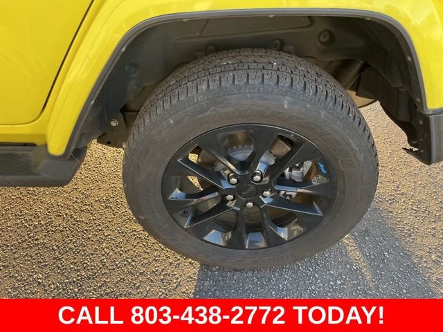 Used 2022 Jeep Wrangler Unlimited Sahara w/ Safety Group AWD/4WD image 31