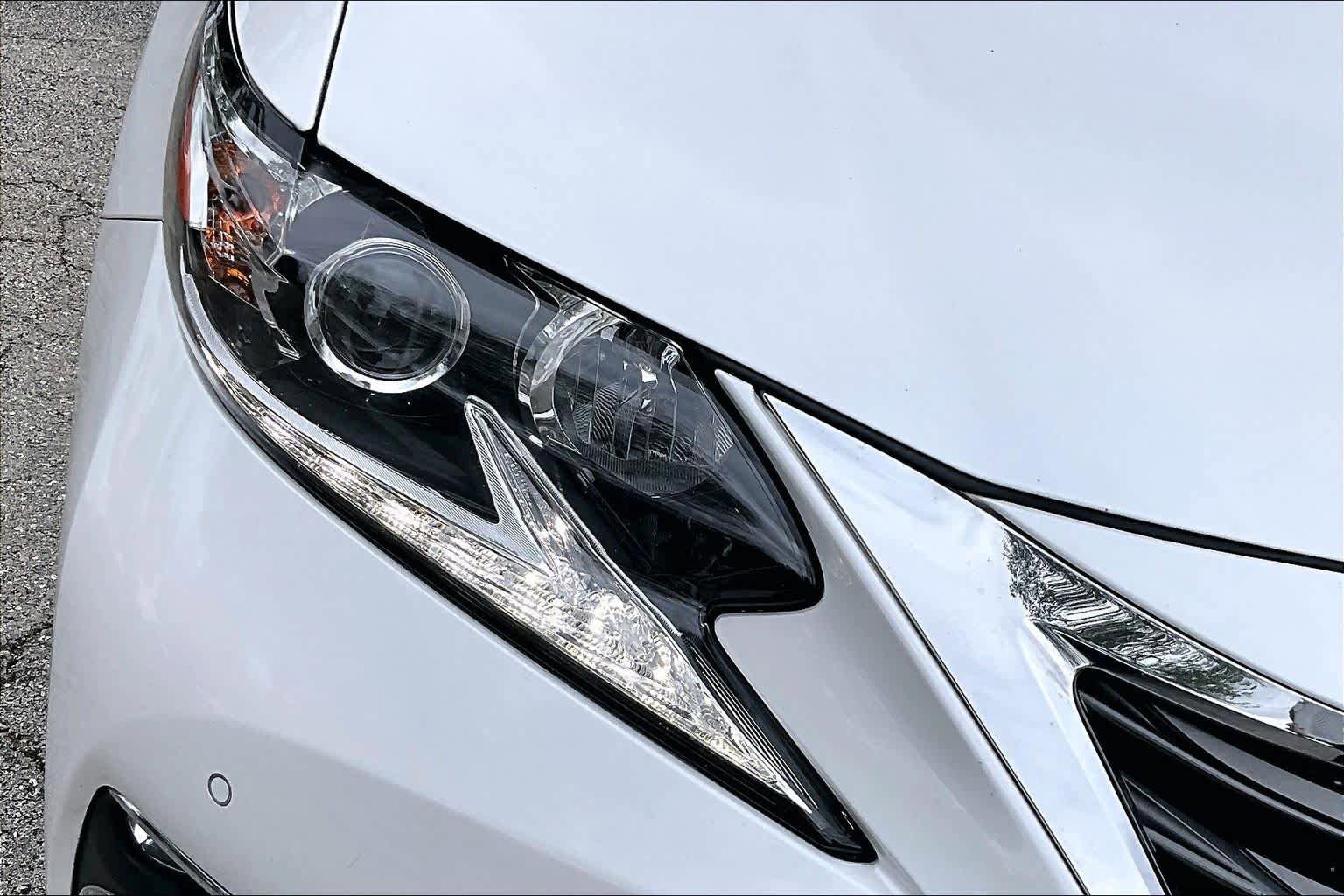 Used 2018 Lexus ES 350 w/ Premier Package image 28