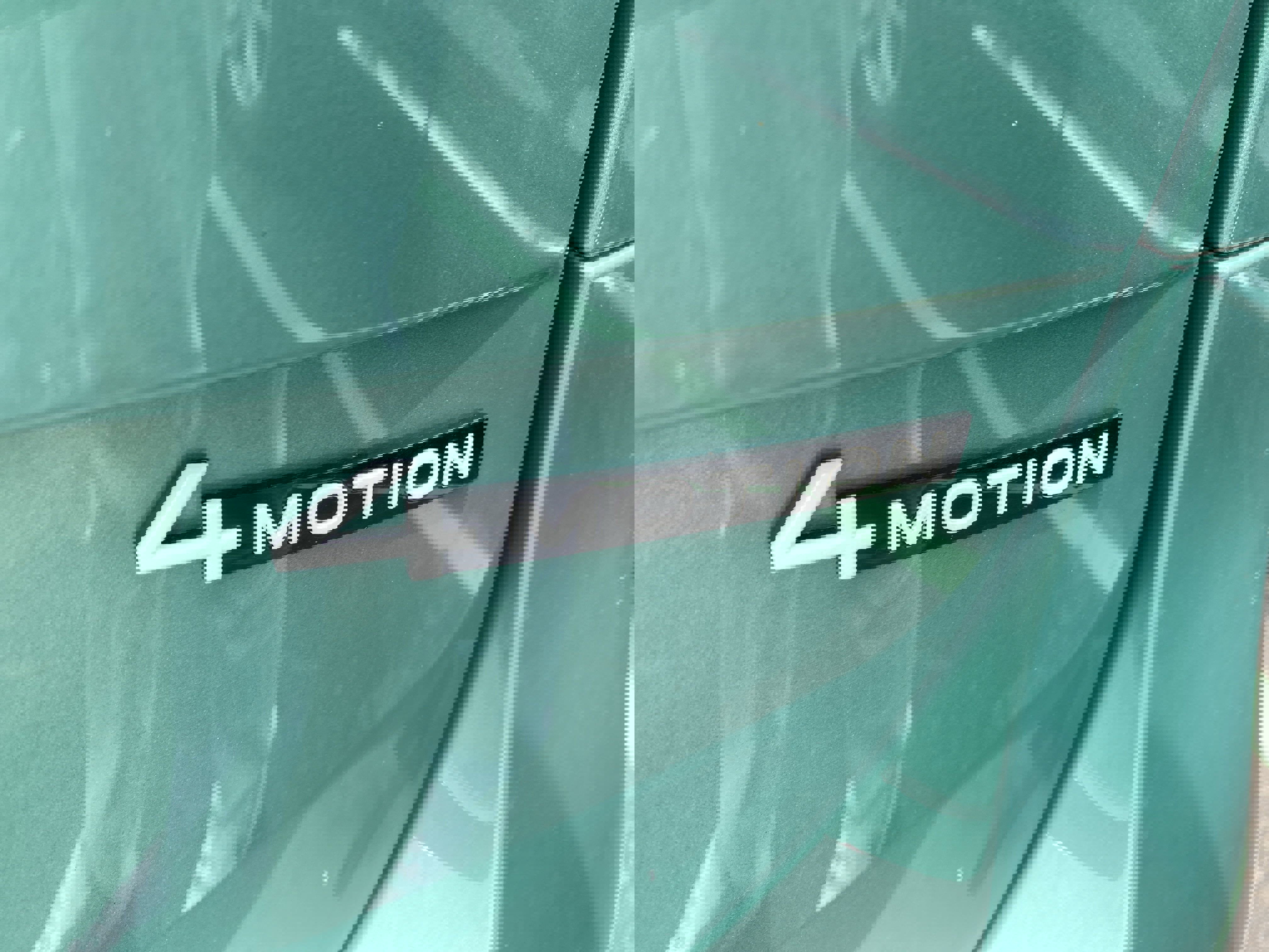 New 2025 Volkswagen ID. Buzz 1st Edition AWD/4WD image 8