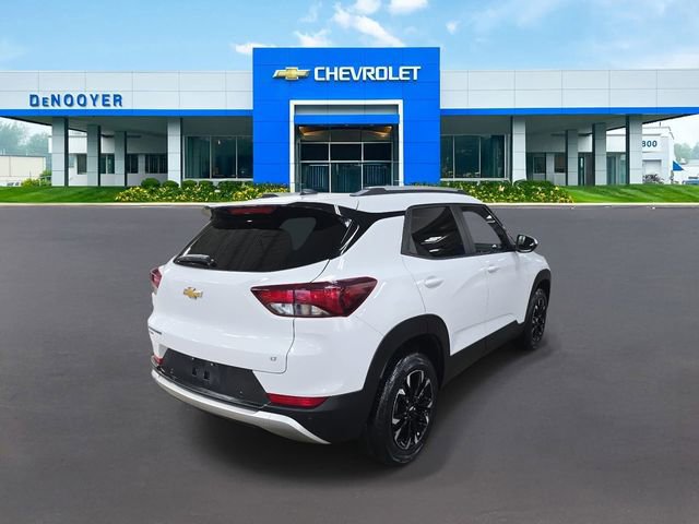 Used 2022 Chevrolet TrailBlazer LT w/ Convenience Package image 9