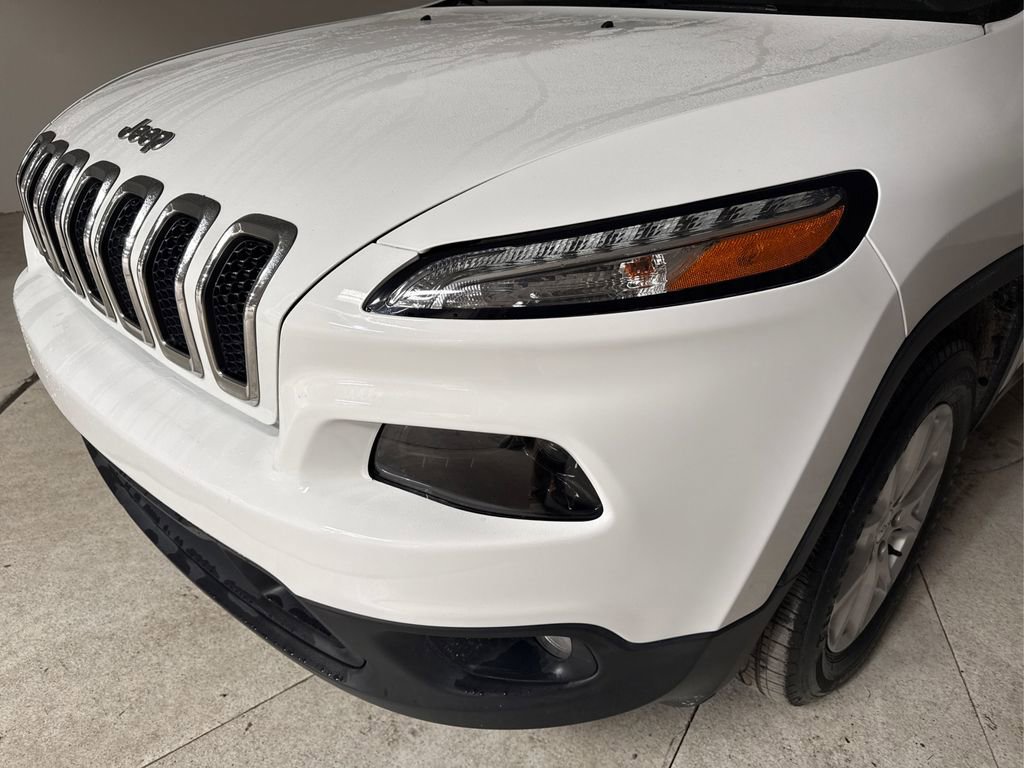 Used 2018 Jeep Cherokee Latitude image 17