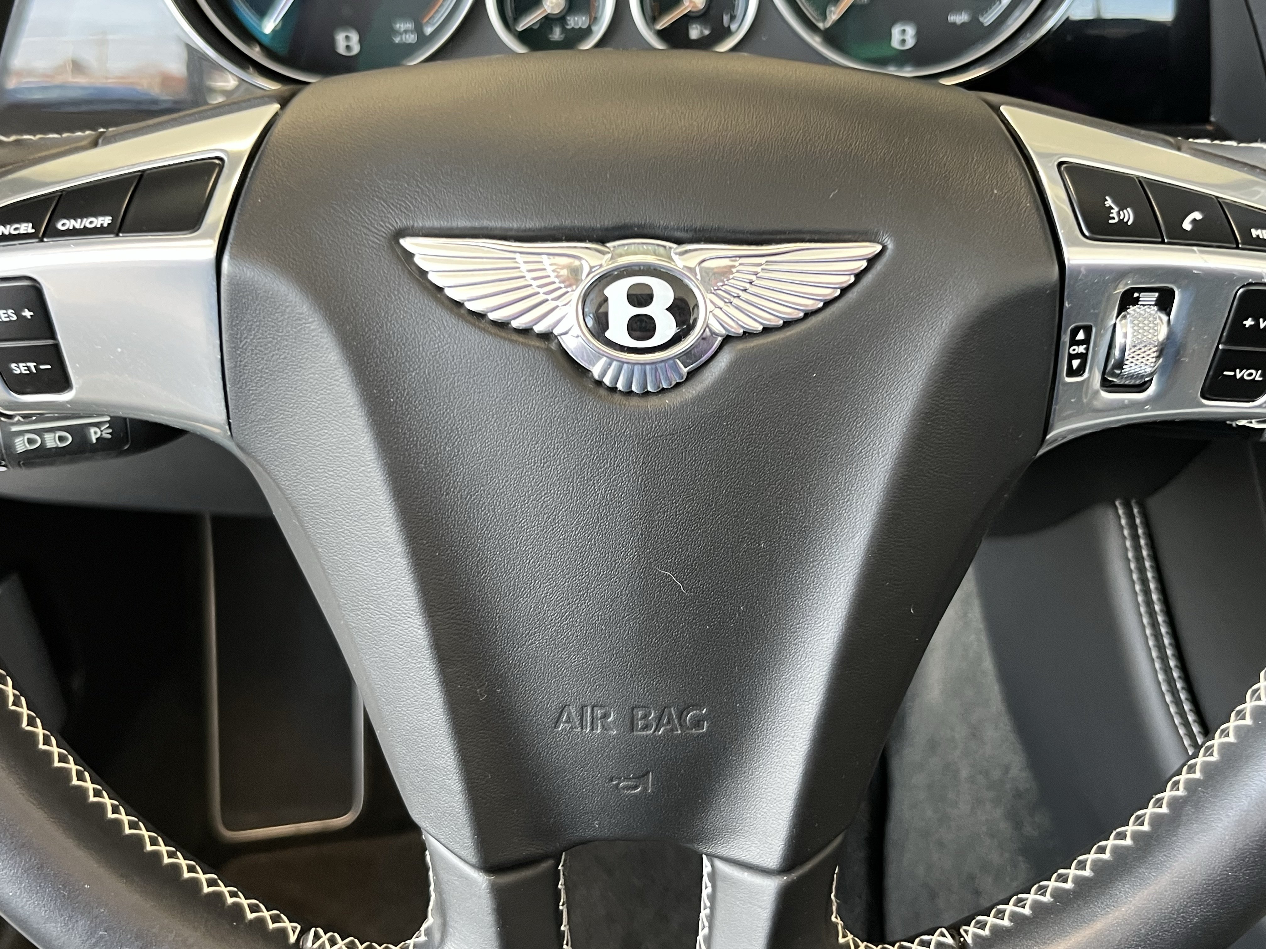 Used 2017 Bentley Continental GT AWD/4WD image 11