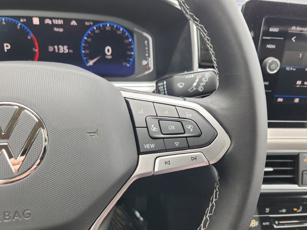 New 2026 Volkswagen Taos SEL AWD/4WD image 17