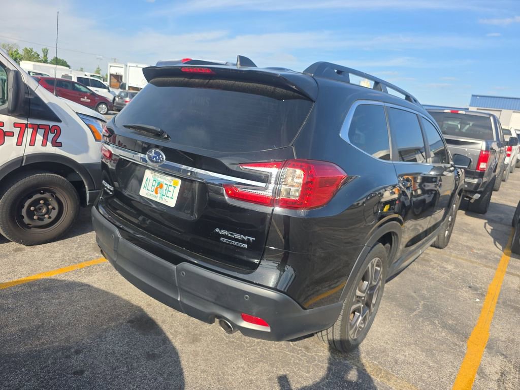 Used 2023 Subaru Ascent Limited w/ Technology Package image 4