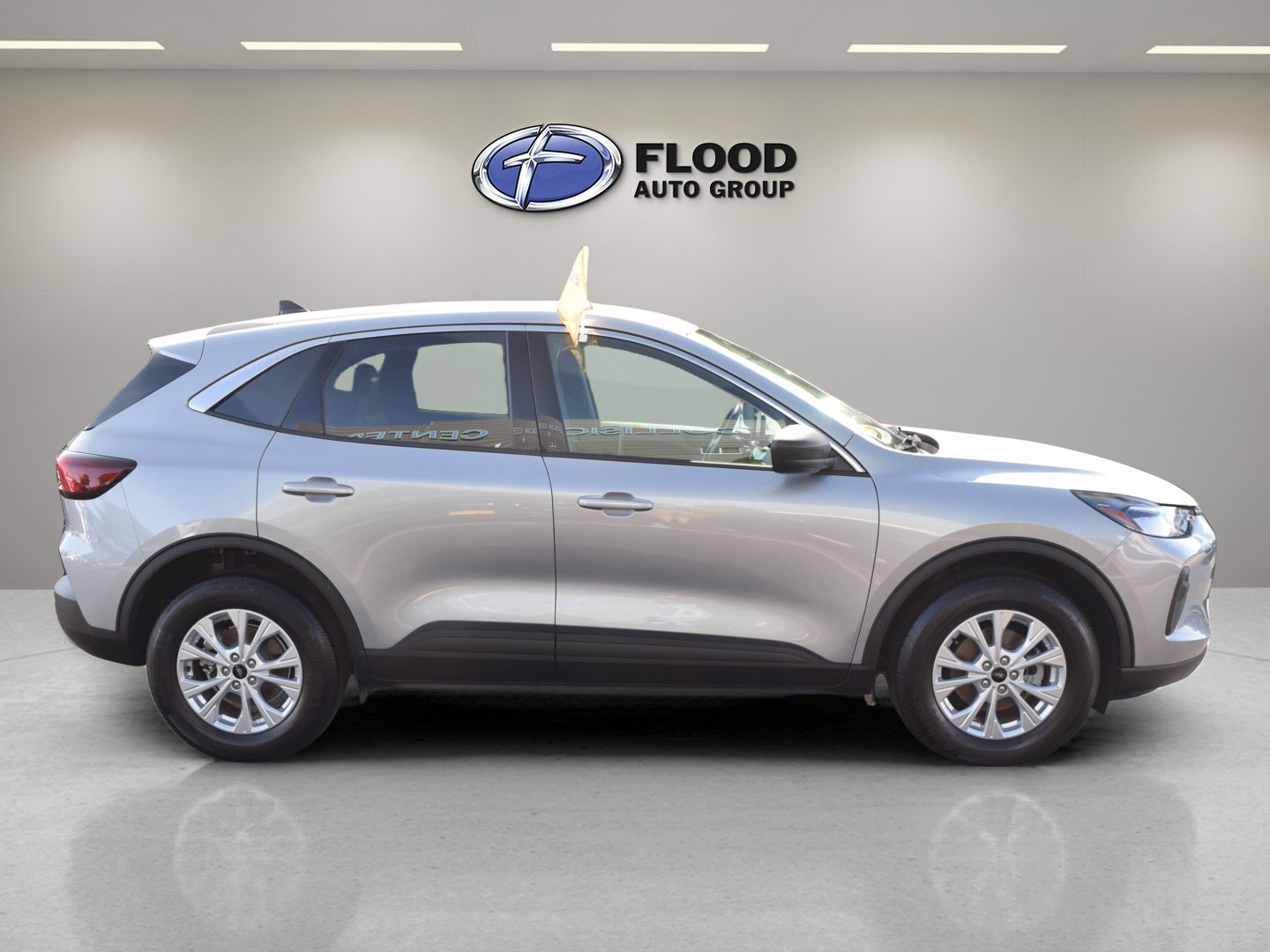 Used 2023 Ford Escape Active AWD/4WD image 3