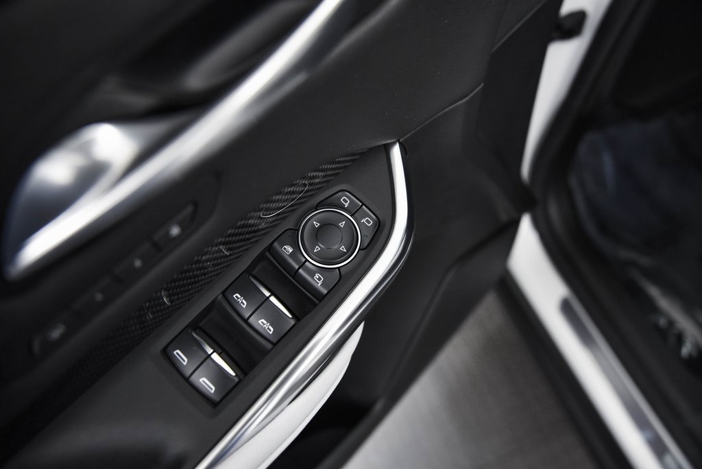 Used 2025 Cadillac XT4 Sport image 10