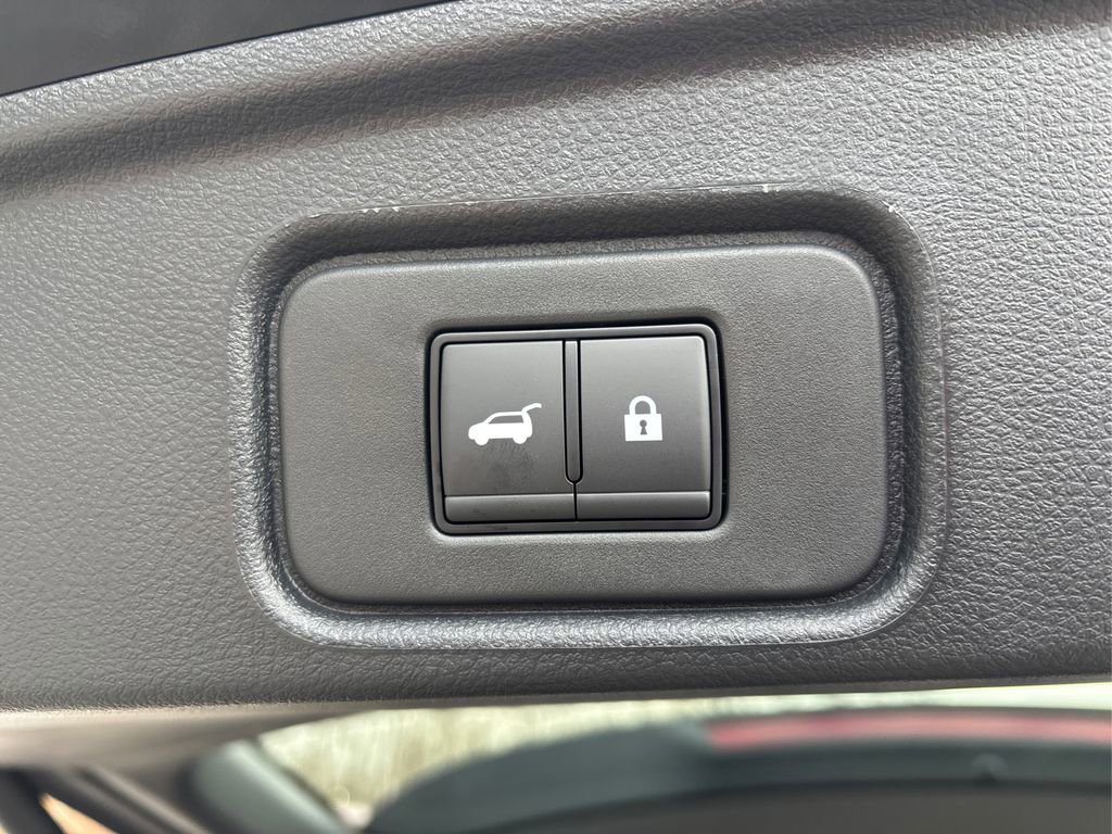 New 2025 Nissan Pathfinder SV w/ Cargo Package image 14