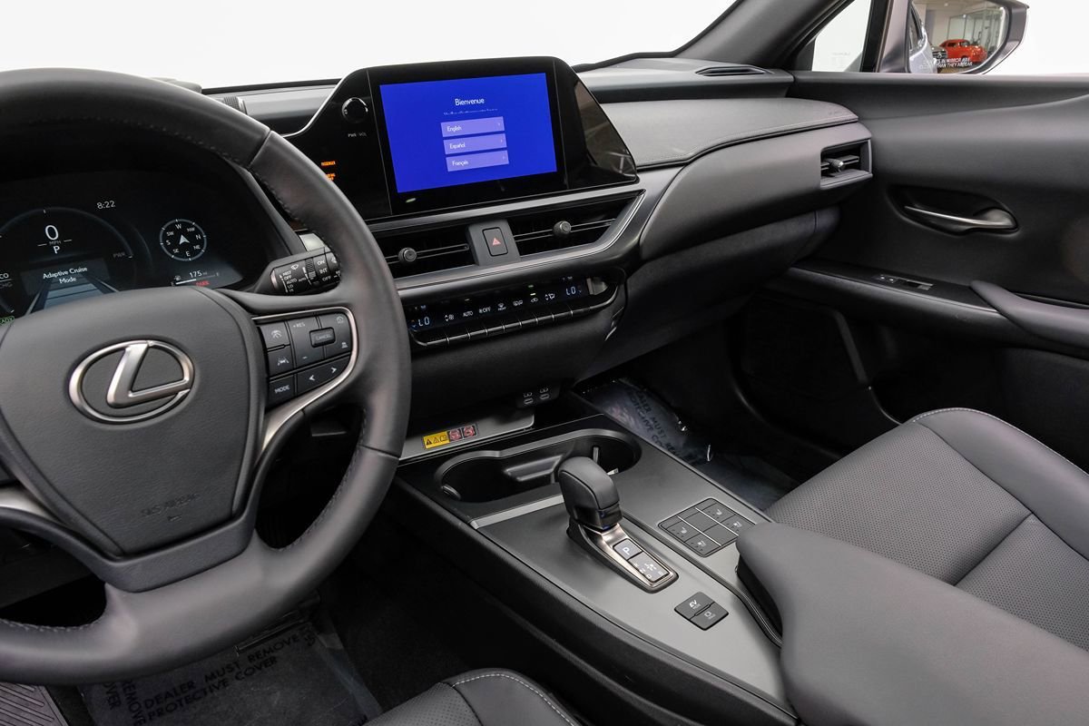 Used 2025 Lexus UX 300h FWD image 22