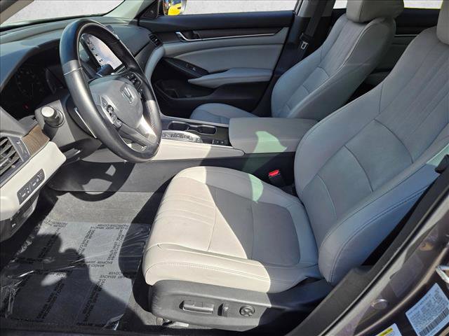 Used 2020 Honda Accord Touring image 15