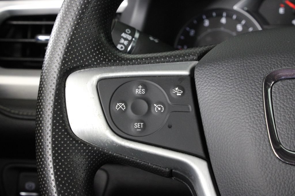 Used 2022 GMC Acadia SLE w/ Driver Convenience Package FWD image 27