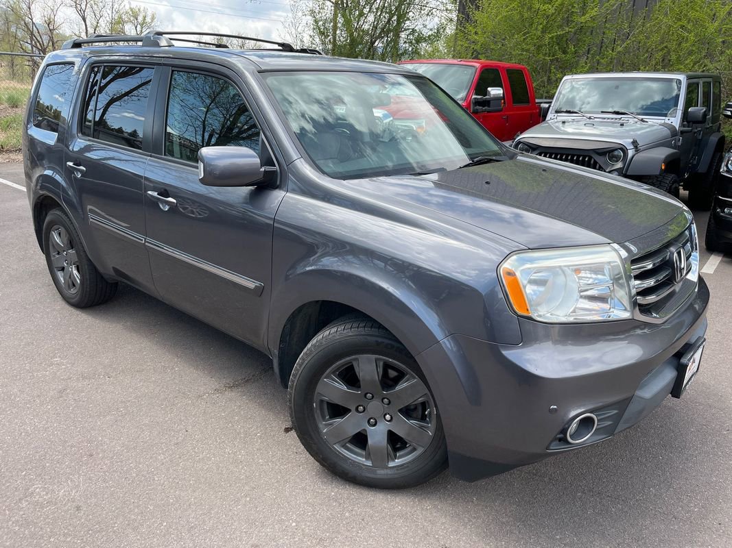 Used 2014 Honda Pilot Touring image 1
