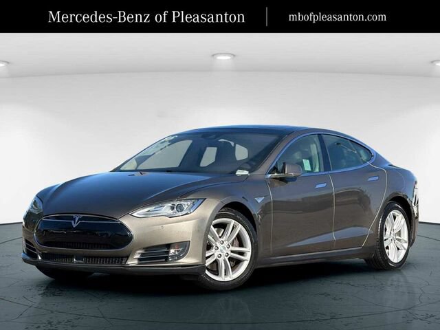 Used 2016 Tesla Model S 70 RWD image 1