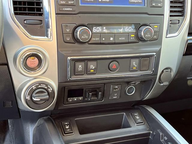 Used 2016 Nissan Titan SV image 31