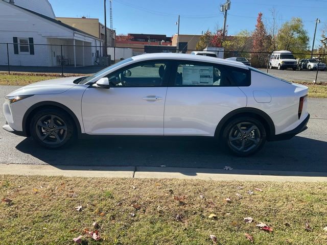 New 2025 Kia K4 LXS image 6