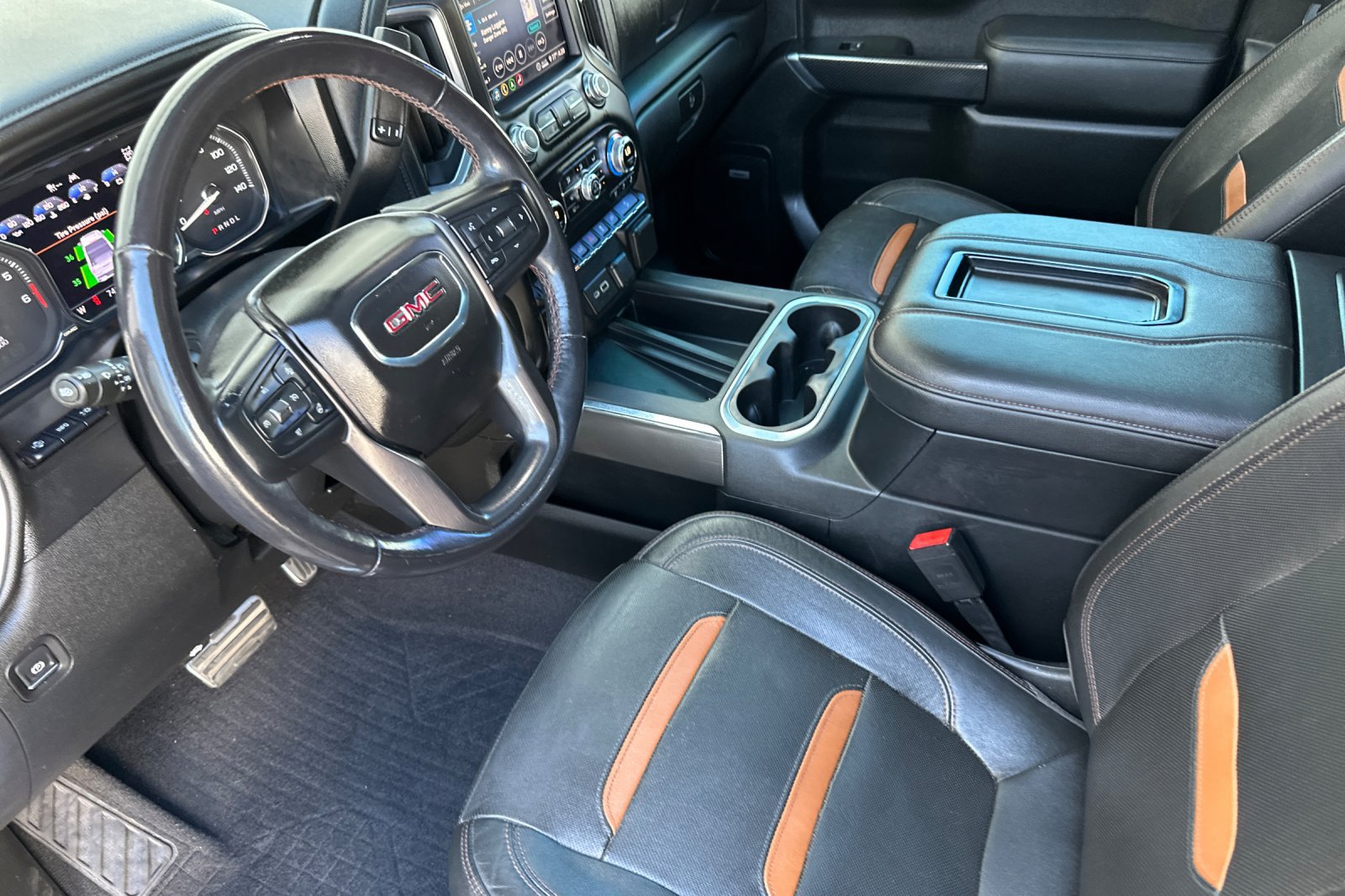 Used 2020 GMC Sierra 1500 AT4 w/ AT4 Premium Package AWD/4WD image 10