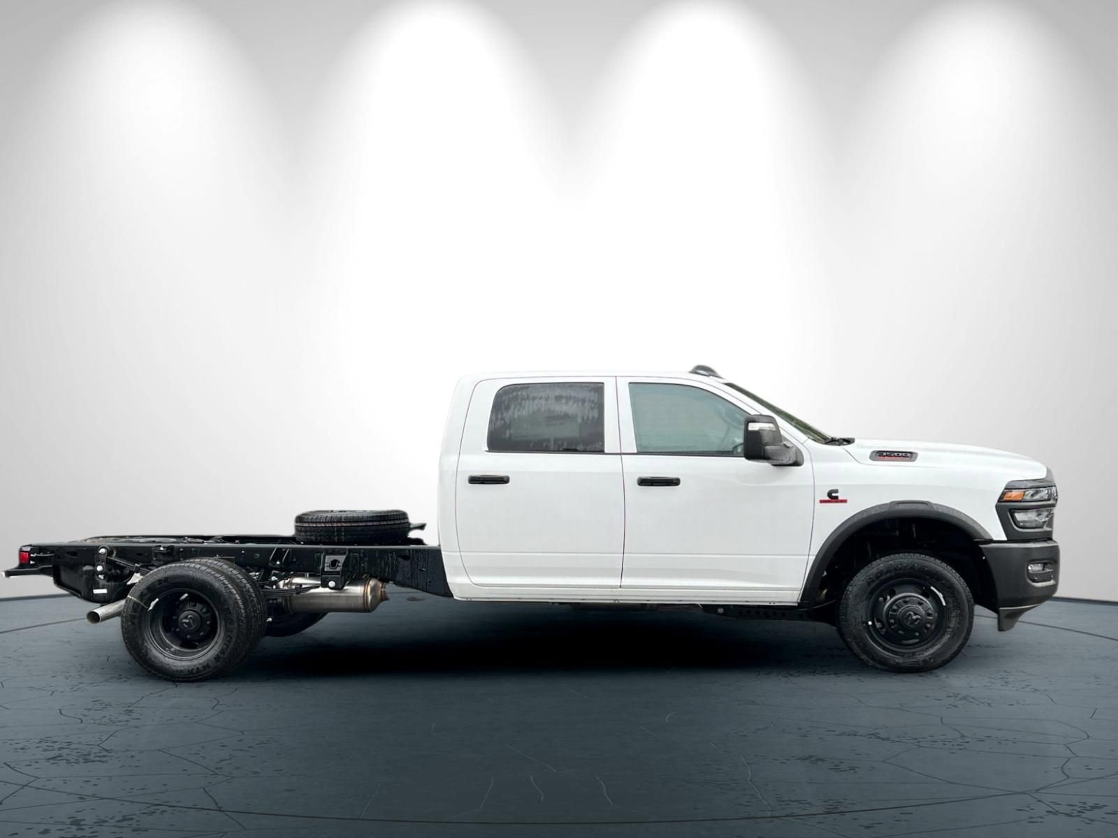 New 2026 RAM 3500 Tradesman AWD/4WD image 3
