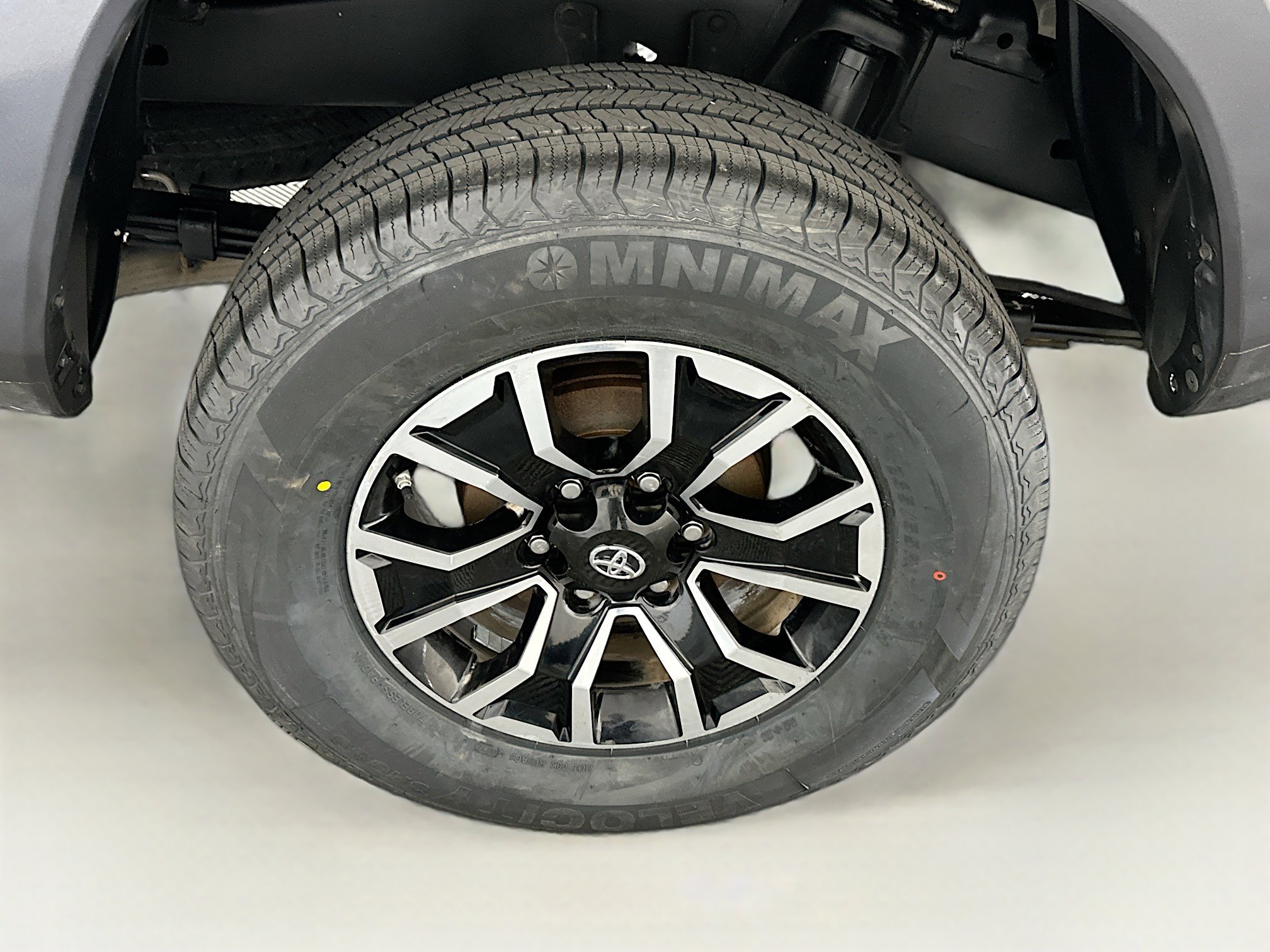 Used 2020 Toyota Tacoma TRD Sport image 11