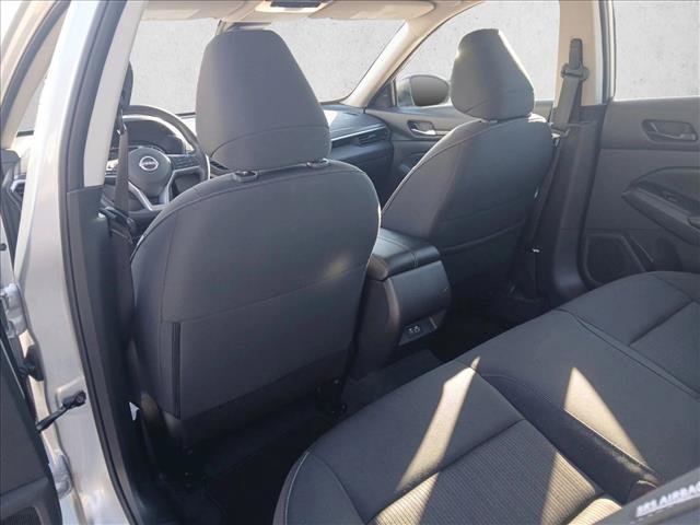 Used 2025 Nissan Altima 2.5 SV FWD image 17