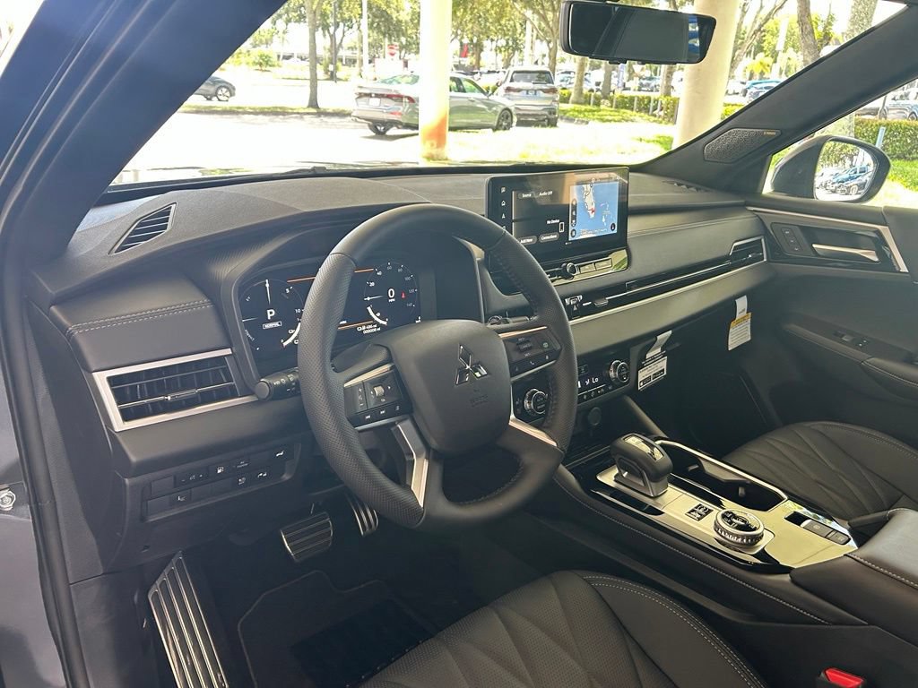 New 2026 Mitsubishi Outlander 4WD Plug-In Hybrid image 6