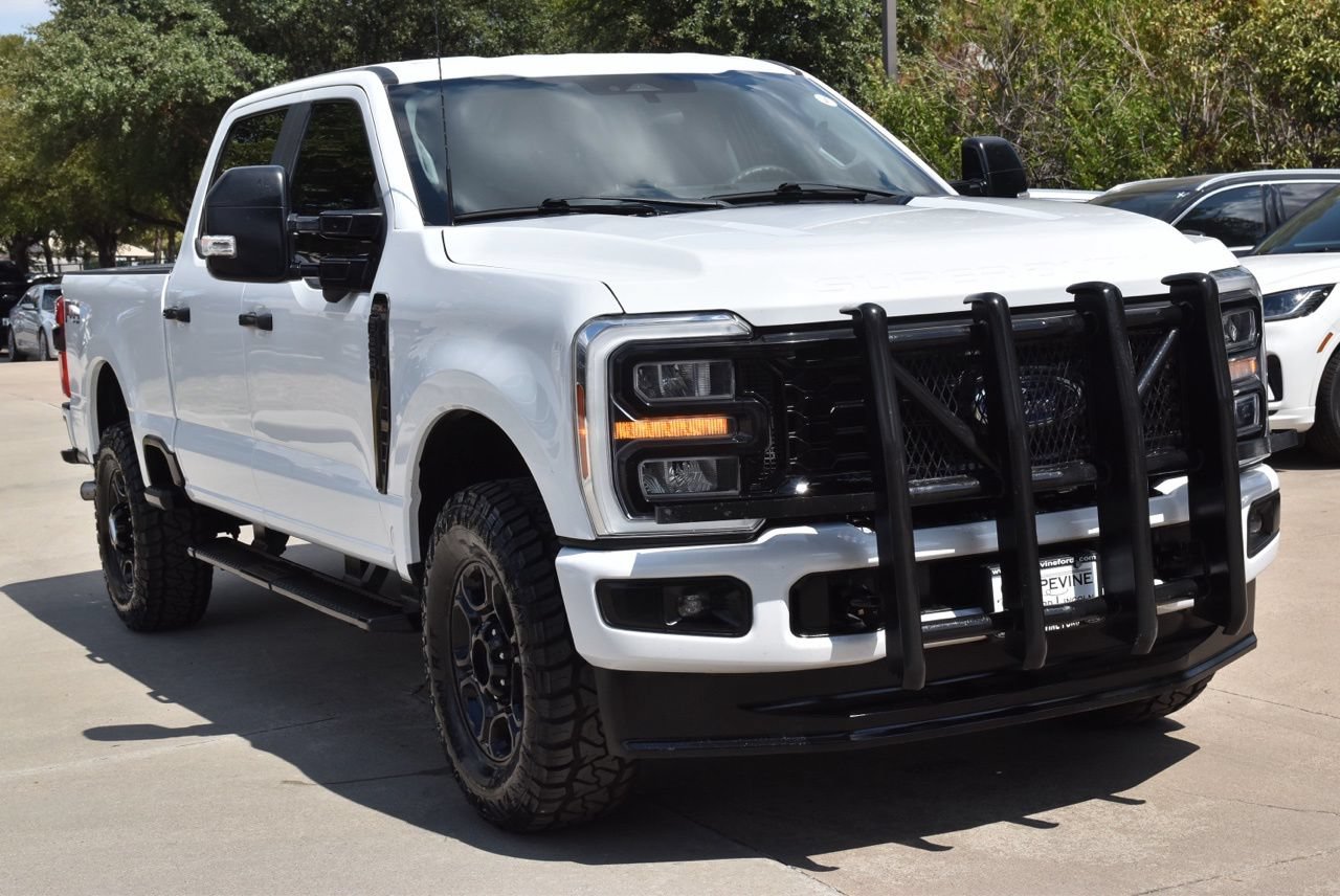 Used 2023 Ford F250 XL w/ STX Appearance Package AWD/4WD image 4