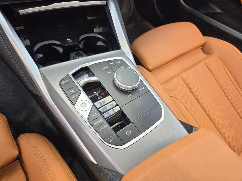 Used 2025 BMW 230i Coupe w/ M Sport Package RWD image 26