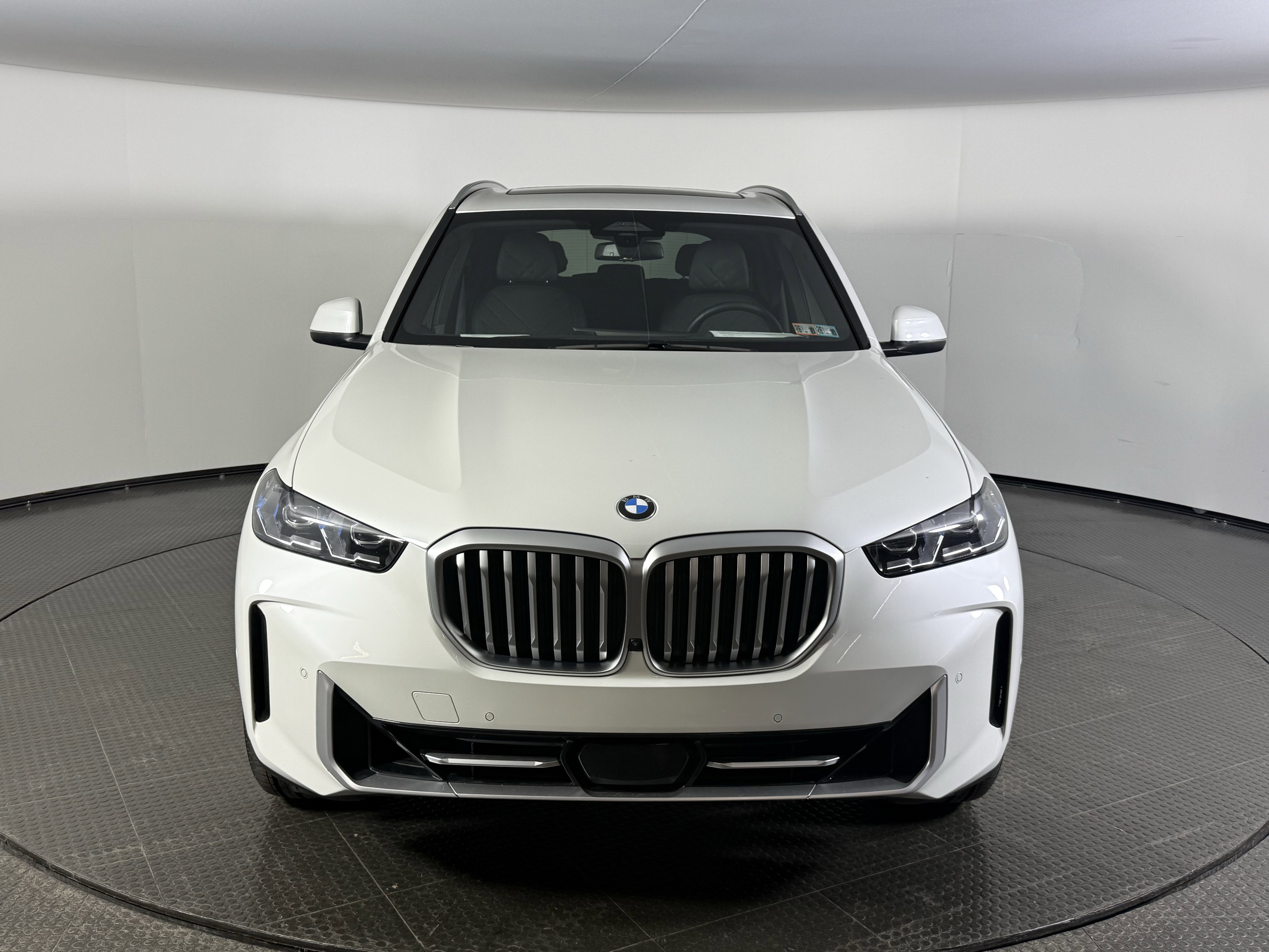 Certified 2025 BMW X5 xDrive40i image 2