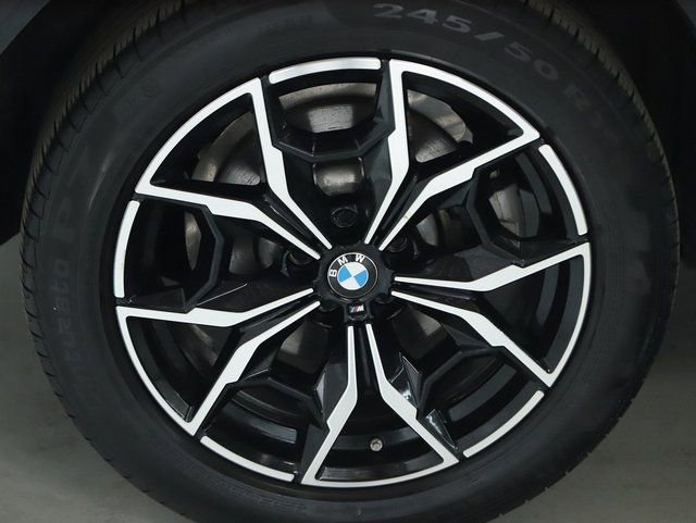 Certified 2023 BMW X3 xDrive30i w/ M Sport Package image 13