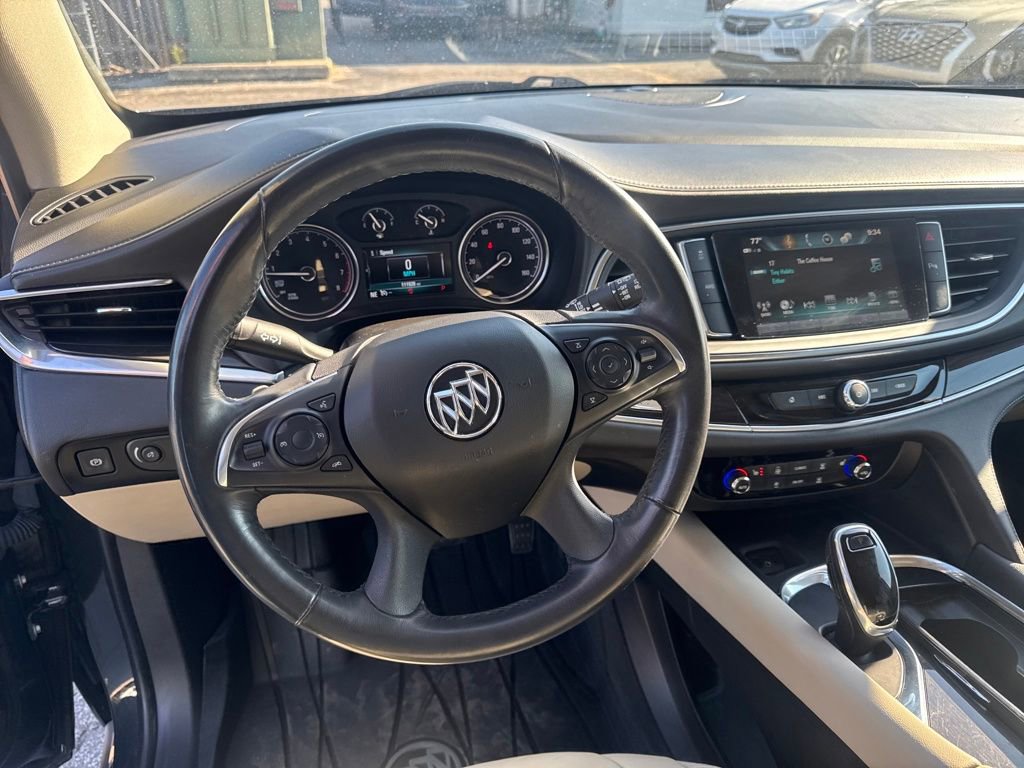 Used 2019 Buick Enclave Essence image 13