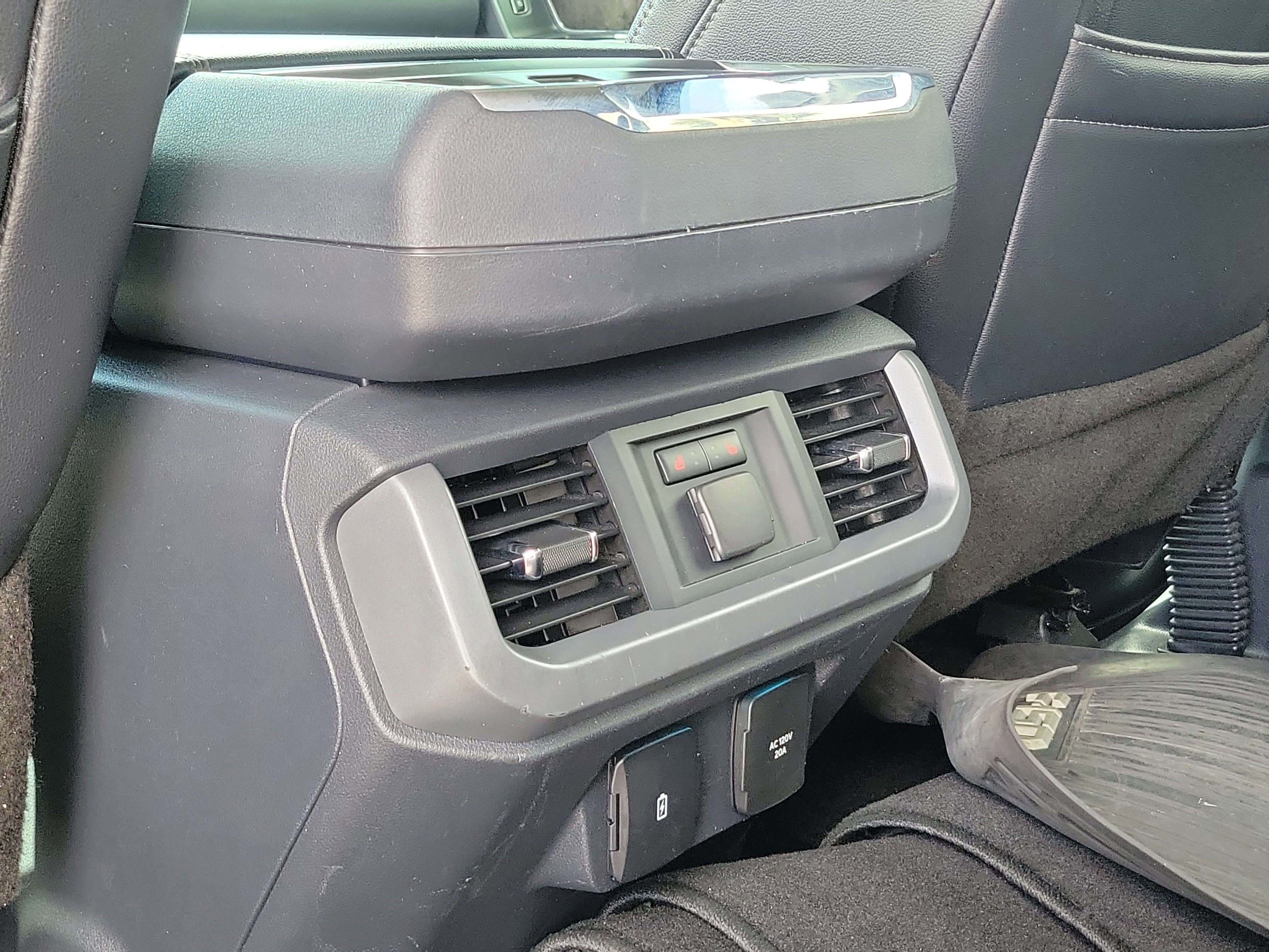 Used 2021 Ford F150 Lariat w/ Equipment Group 502A High image 13