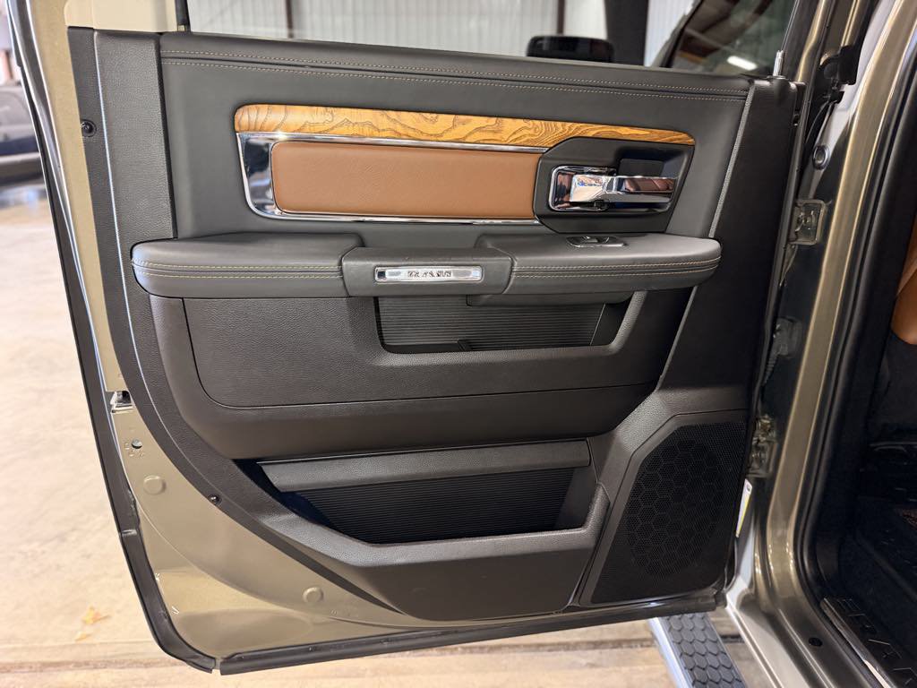 Used 2013 RAM 1500 Laramie Longhorn w/ Convenience Group AWD/4WD image 27