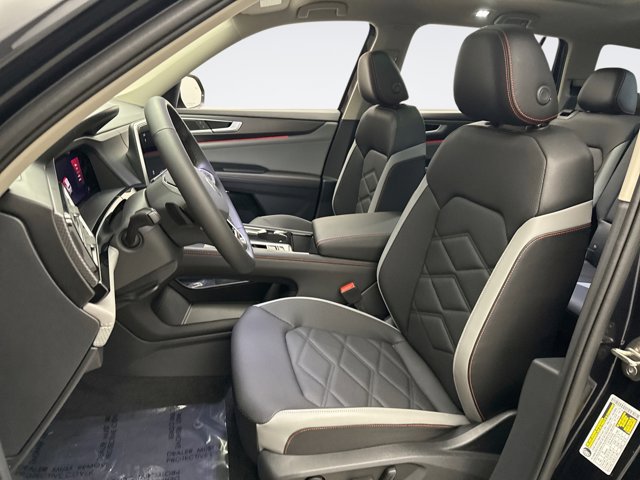 Used 2024 Volkswagen Atlas Peak Edition SE image 11