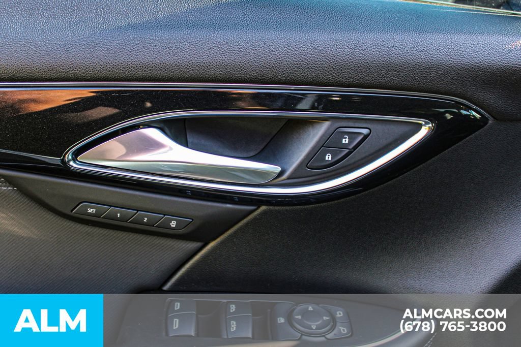 Used 2024 Buick Envision Preferred AWD/4WD image 38