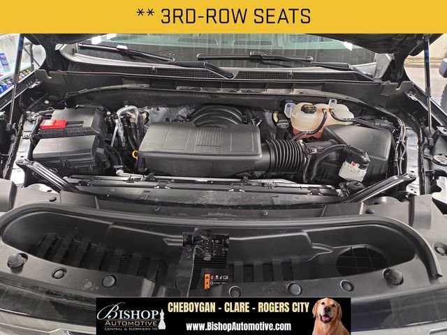 Used 2025 GMC Yukon Denali w/ LPO, Floor Liner Package AWD/4WD image 4