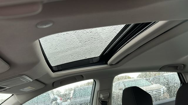 Used 2025 Honda Accord SE image 11