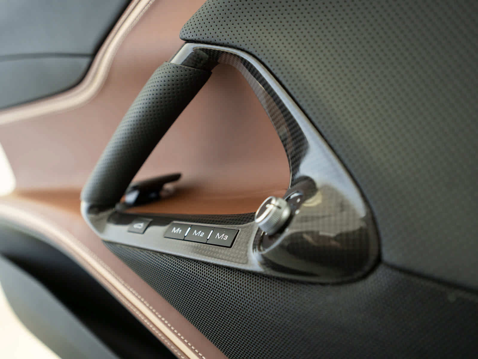 Used 2022 Ferrari 812 GTS RWD image 18