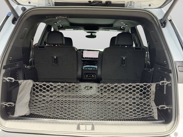 New 2026 Chevrolet Traverse Z71 w/ Enhanced Driving Package AWD/4WD image 14