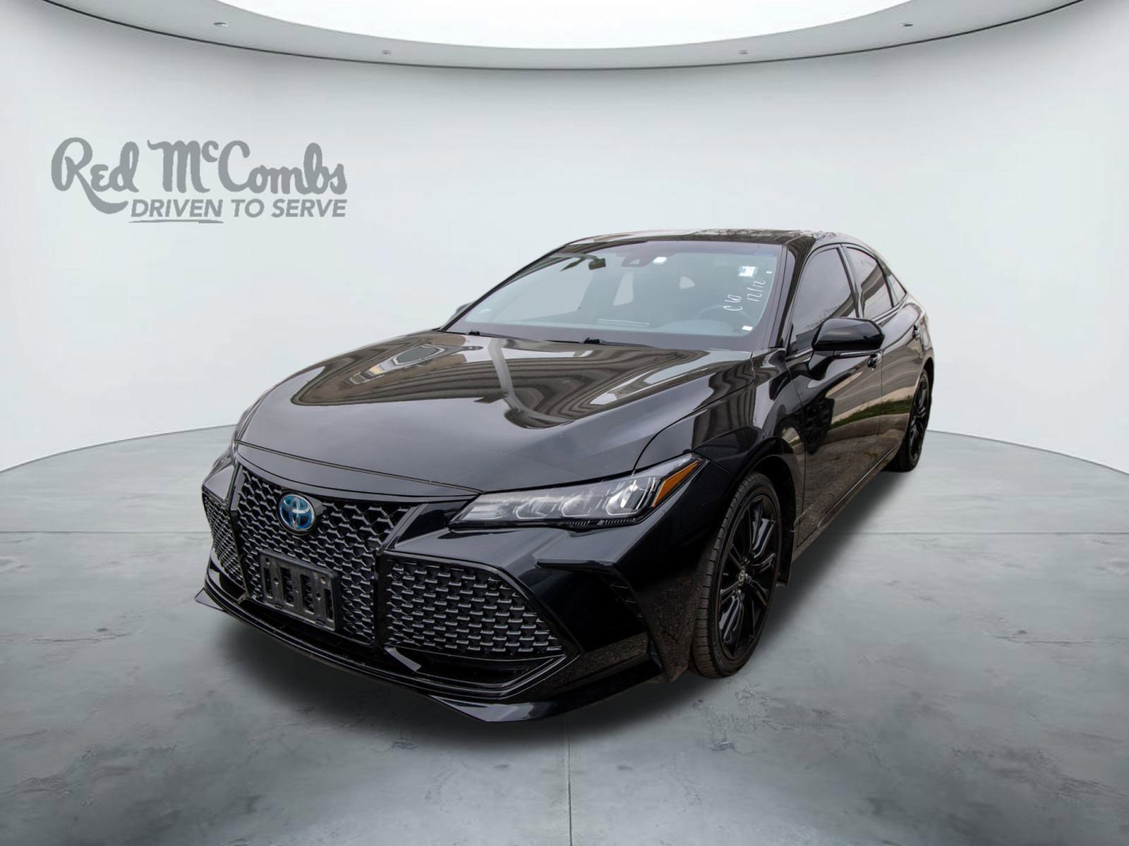 Used 2022 Toyota Avalon XSE image 1