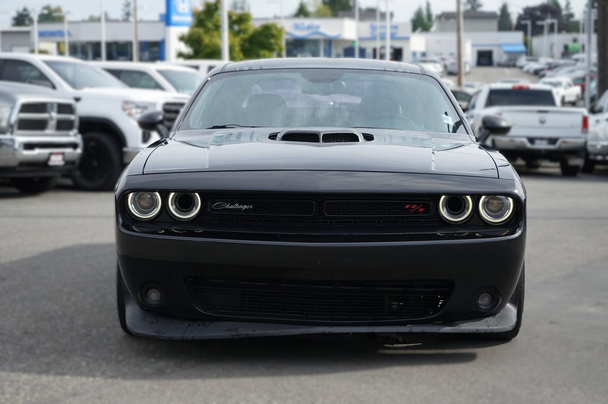 Used 2016 Dodge Challenger R/T Plus RWD image 9