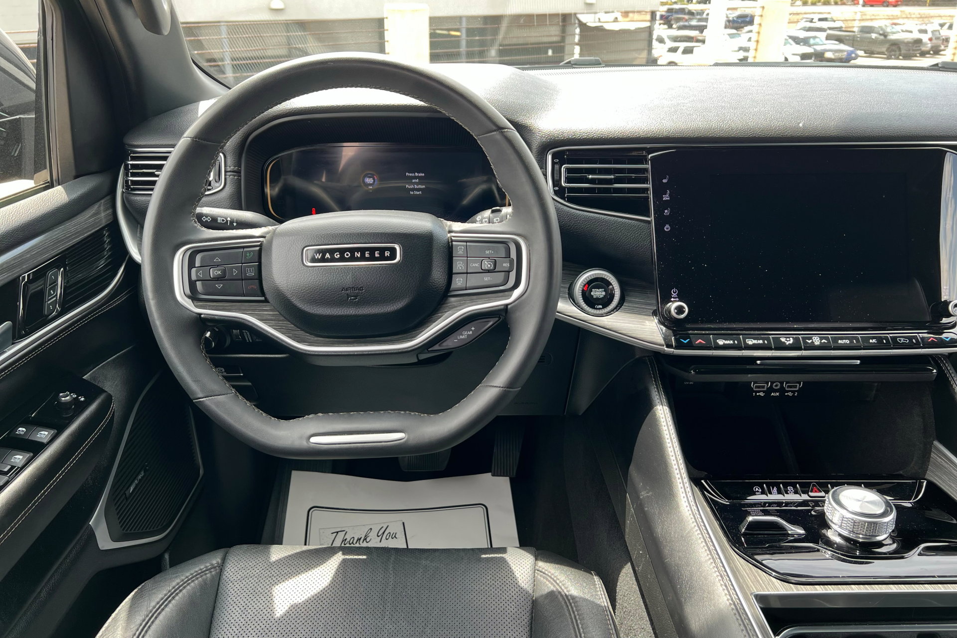 Used 2023 Jeep Wagoneer L Series II image 12