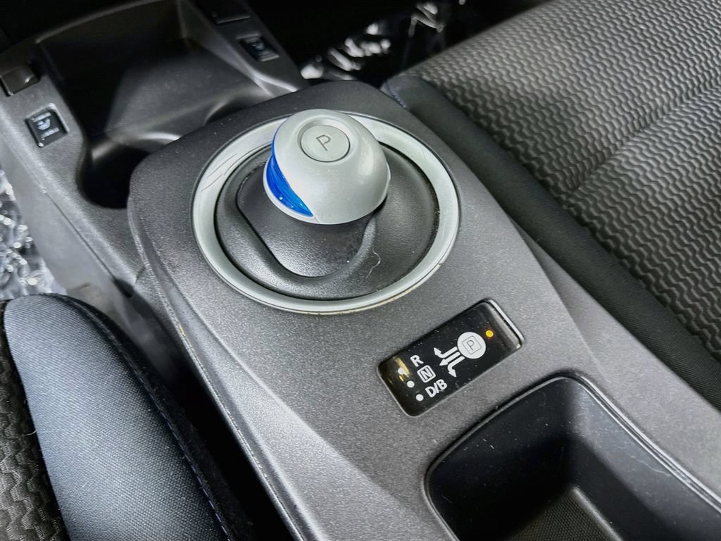 Used 2016 Nissan Leaf S w/ Charger Package FWD image 19
