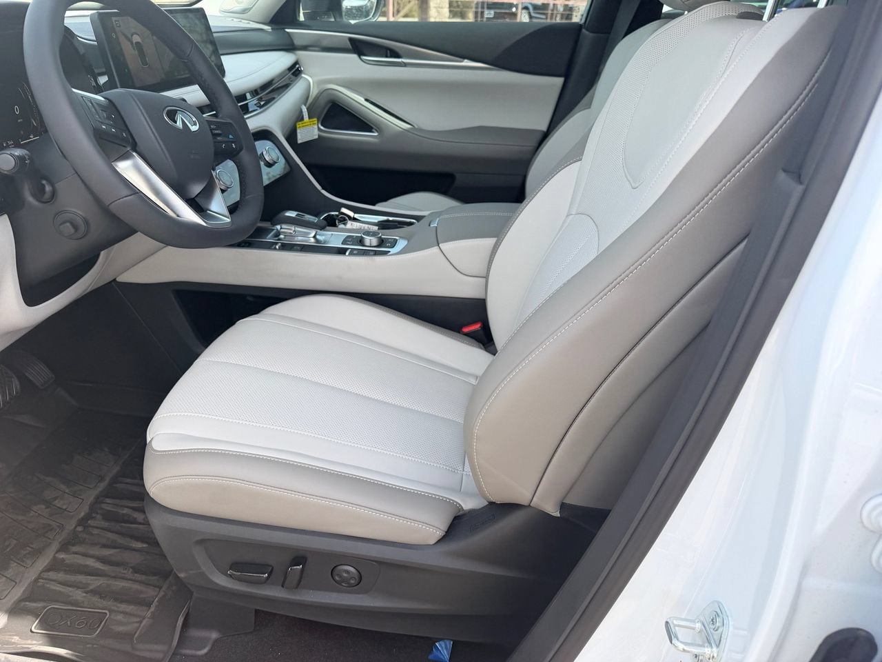 New 2027 INFINITI QX60 Luxe w/ Cargo Package AWD/4WD image 16