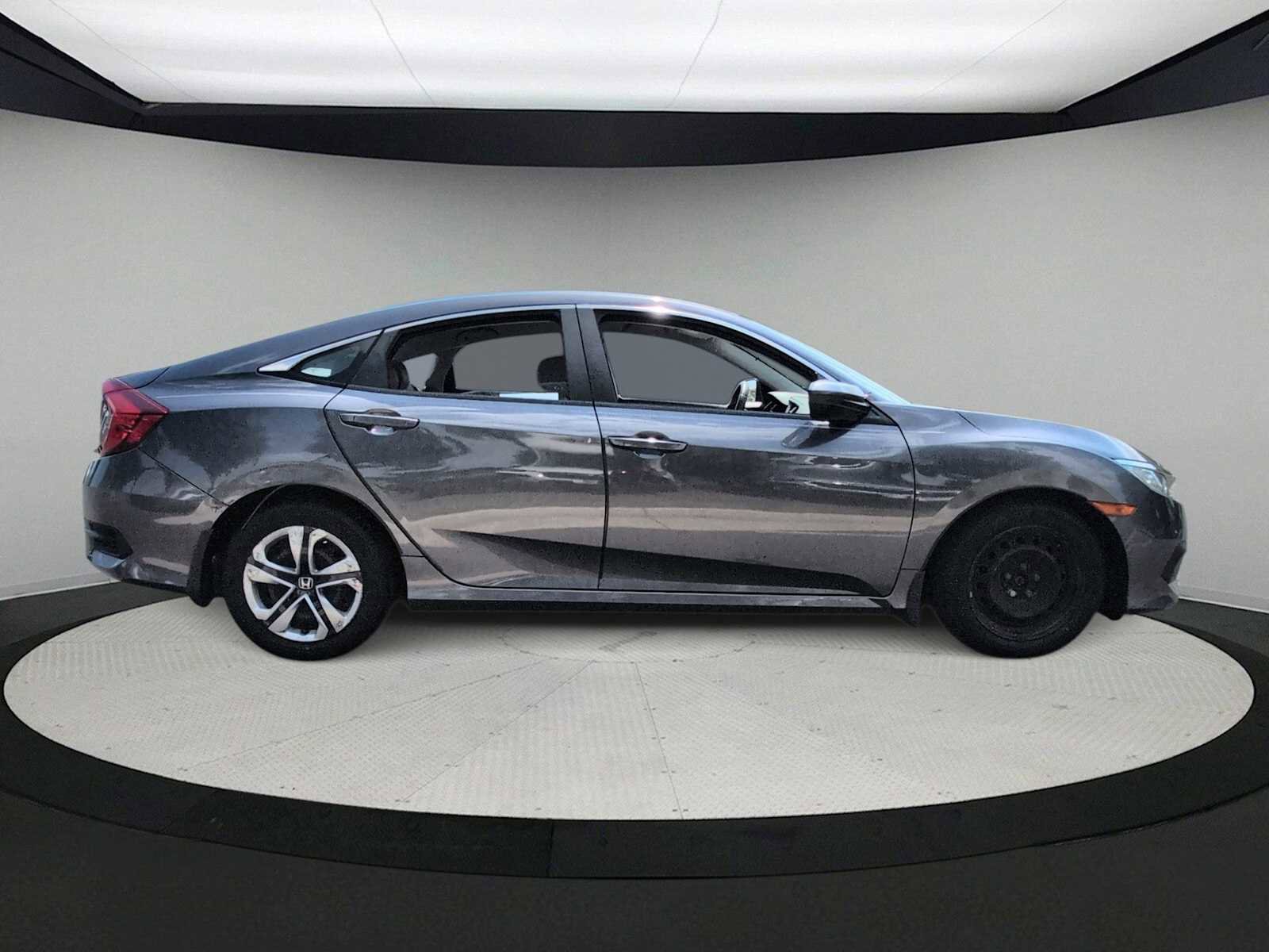 Used 2017 Honda Civic LX image 9