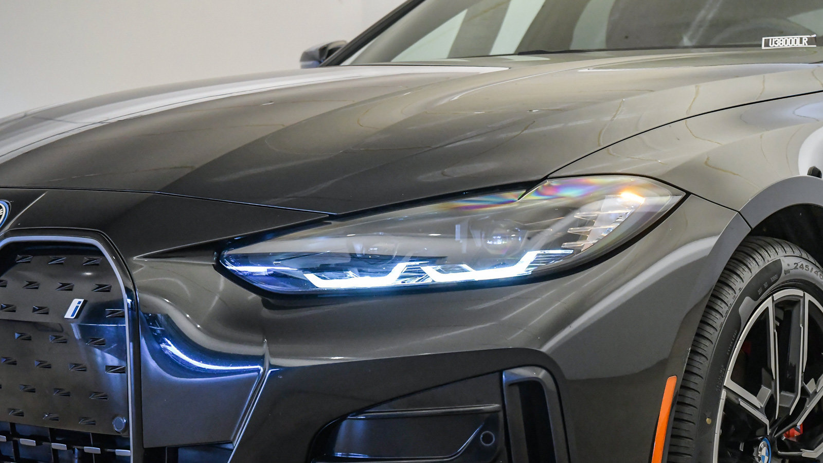 Certified 2023 BMW i4 eDrive40 w/ M Sport Package RWD image 9