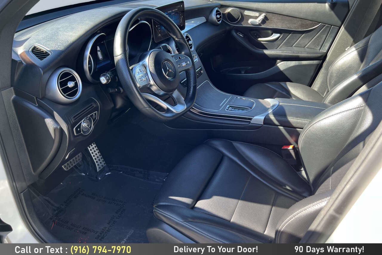 Used 2022 Mercedes-Benz GLC 300 4MATIC image 11