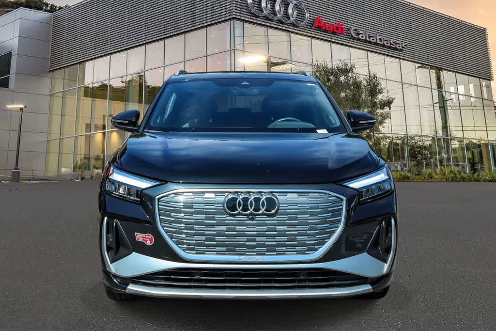 Used 2023 Audi Q4 e-tron Premium AWD/4WD image 2