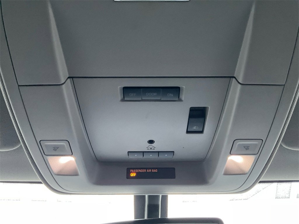 Used 2018 Chevrolet Silverado 1500 LT w/ All Star Edition image 29