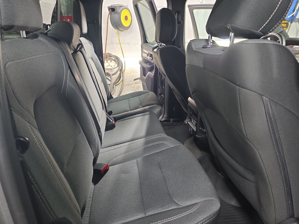 Used 2021 RAM 1500 Big Horn AWD/4WD image 13