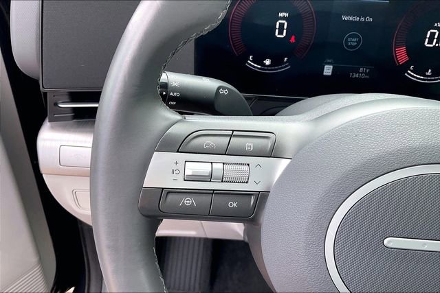 Used 2025 Hyundai Kona SEL AWD/4WD image 16