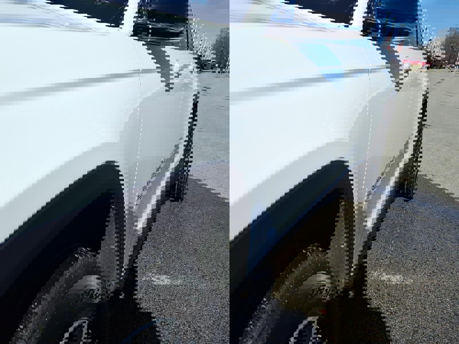 Used 2024 Jeep Grand Cherokee Limited image 5