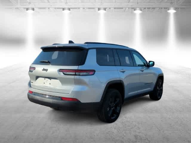 Certified 2024 Jeep Grand Cherokee L Altitude AWD/4WD image 8